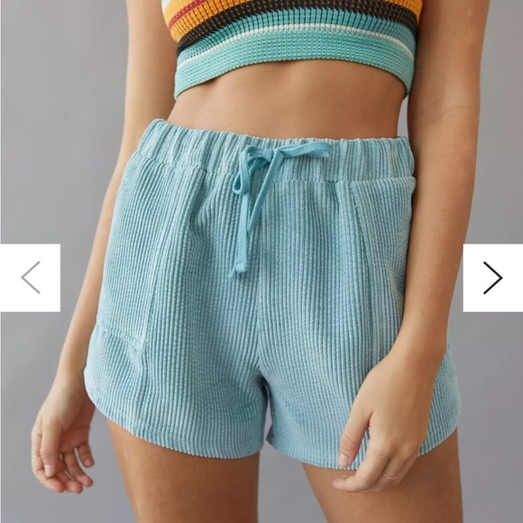 Nwt BDG Toni Corduroy Pull On Shorts Size L Women Urban Outfitters - Picture 6 of 6